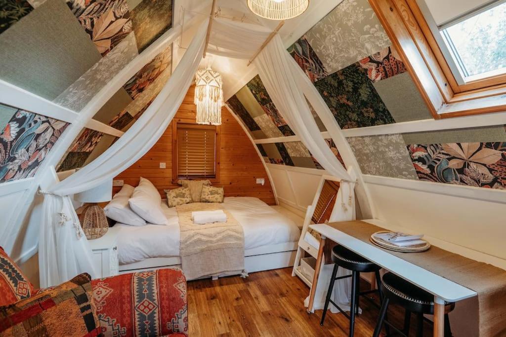 Robin Nest - Cosy Shepherd'S Hut Hideaway Callington Exterior photo